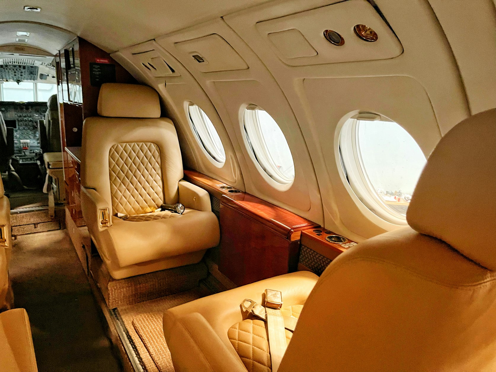 Private aviation and luxury real estate